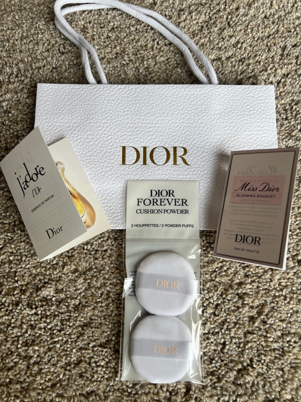 Dior White Gift Bag with 2 Powder Puffs & J’Adore L’Or & Miss Dior Samples New